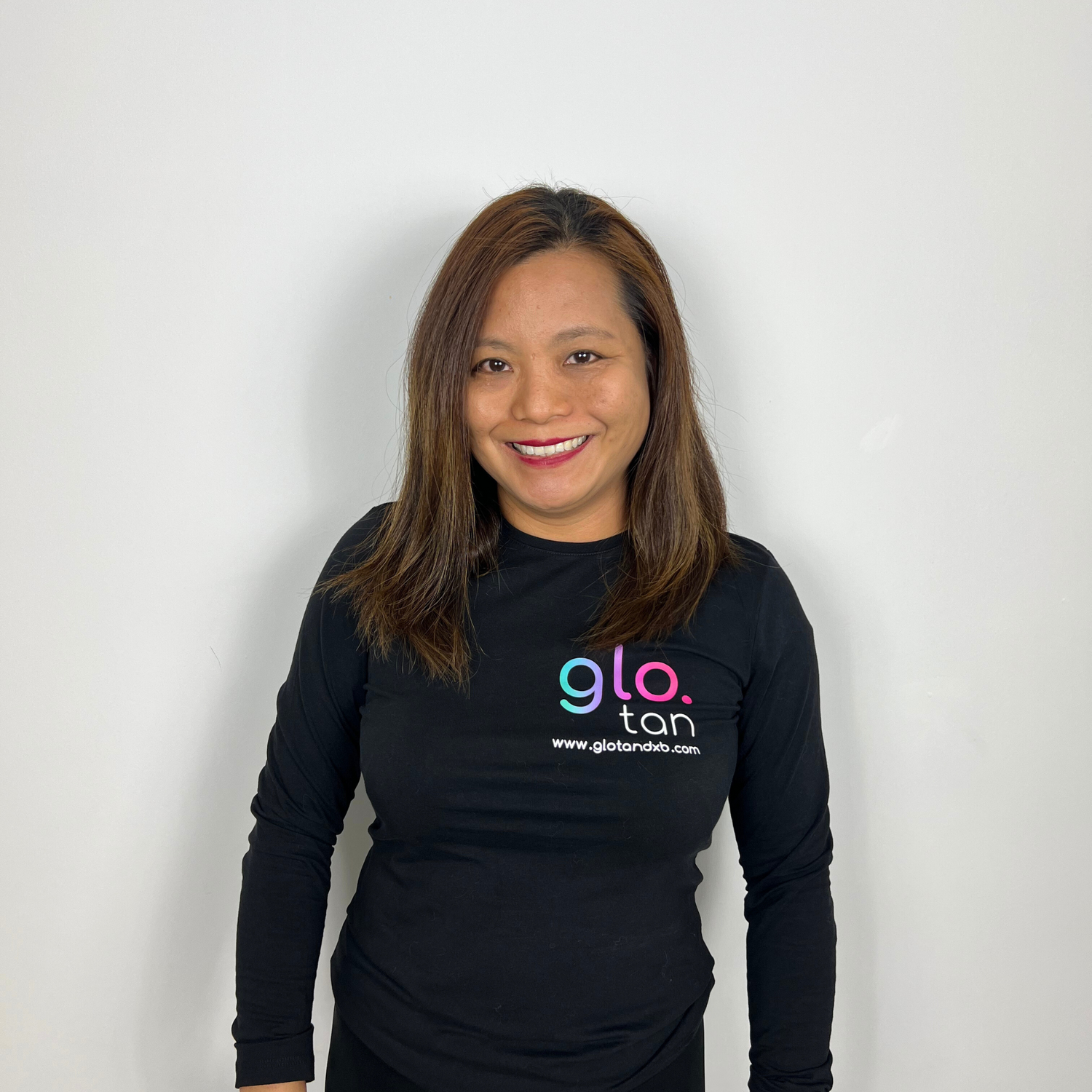Glo Tan DXB Team